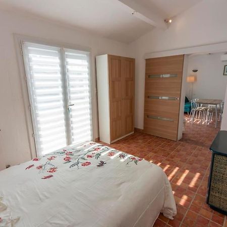 Joli Studio 36M2 Tout Confort Châteauneuf-de-Gadagne المظهر الخارجي الصورة